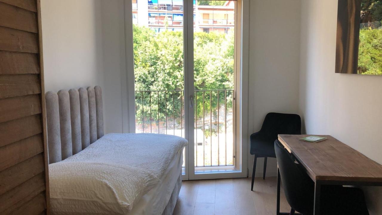 Ferienwohnung Laveno Bagian luar foto